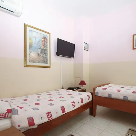 Drago 2039 شقة بنجول