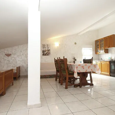 Drago 2039 بنجول