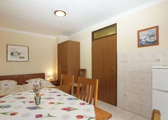 Drago 2039 아파트 반졸레