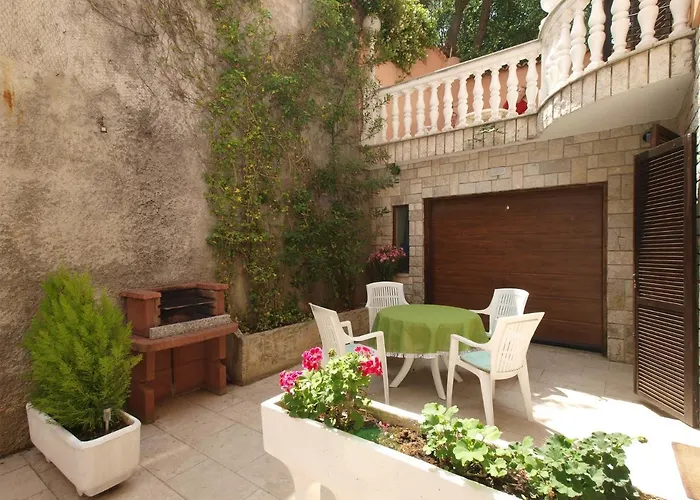 아파트 Drago 2039 반졸레