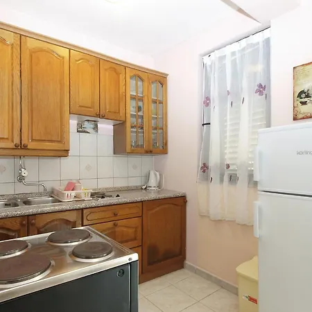 Drago 2039 Apartman