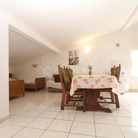Drago 2039 Apartman Banjole